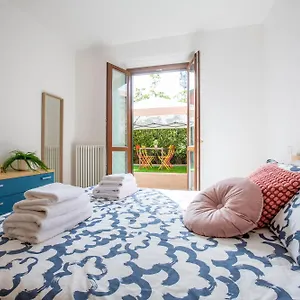 - Lakeside Bliss Appartamento