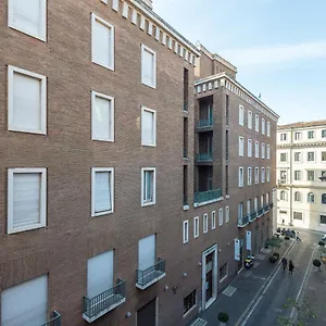 ara-pacis-luxury-loft.it-romehotels.com/