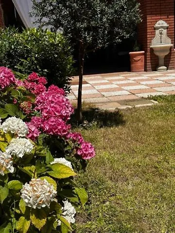 Casa Vacanza Indipendente Cascina Cremasca With Pool